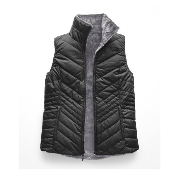 The North Face Jackets & Blazers - THE NORTH FACE MOSSBUD INSULATED REVERSIBLE VEST